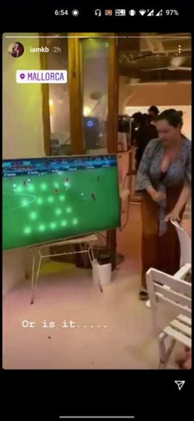 Your daily dose of kelly