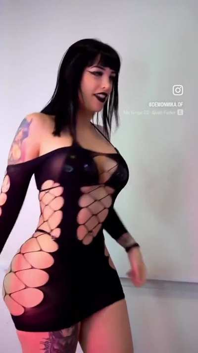 Demonmiika thick latina 