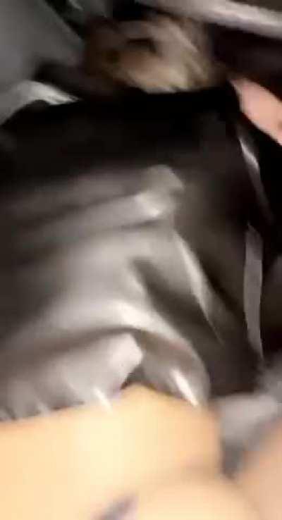 she tapped out after 20 minutes