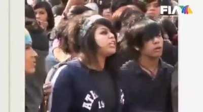 Batalla de emos y punketos, Mexico, circa 2008