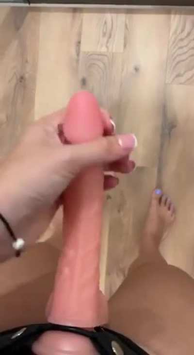 Say “yes my Goddess” if you want to be my kinky slave forever