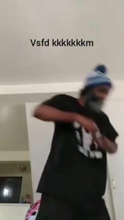 Tava numa coceira na hora tá, n estava pensando em coisas maliciosas 😳