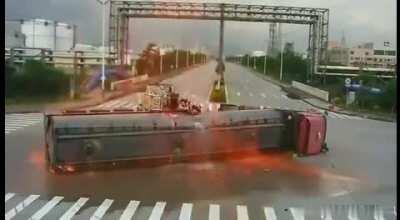 China truck accident