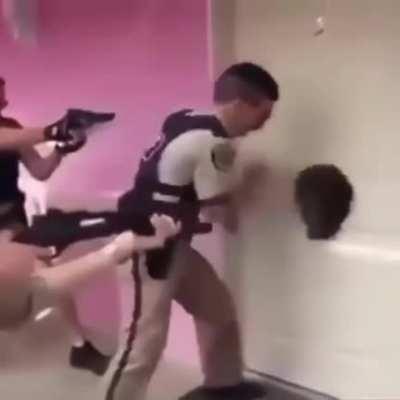 Шутка. Бамбарбия.