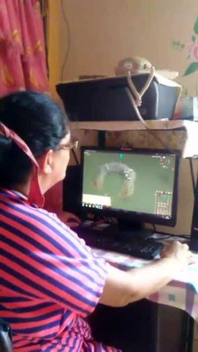 This is how a Venezuelan goldfarmer looks like