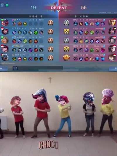 Everybody say chocolate choco choco late chocolate