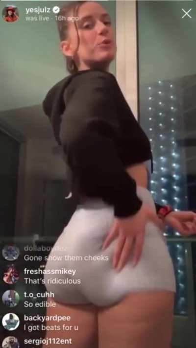 Grabbing a handful of phat jiggly goodness