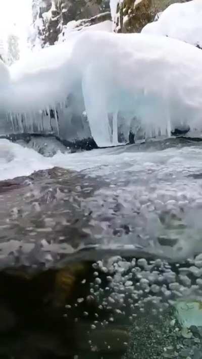The serenity of the sea makes you so happy..💙💦💦