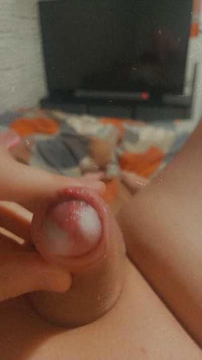 Could you handle all of mommys creamy cock