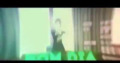 Bom dia cornaiada tá na hora de tirar esse cu apetitoso da cama