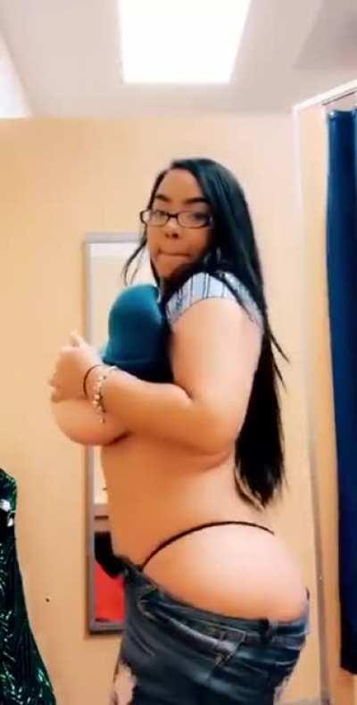 Y’all lucky I just don’t sell her shit like most lames do..........but DM me if you want to buy it lol