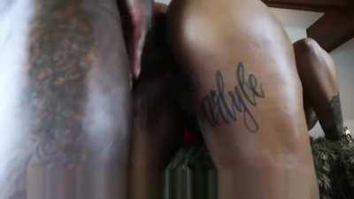 Who else loves women with tattoos?