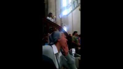 Oremos por sus Hoteles, sus bolsos llenos de dolares, sus ex ministros, sus secretarios, choferes, custodios, San Lazaro y jardineros multimillonarios