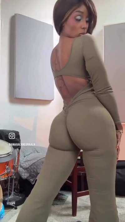 Amara La Negra Ass 🔥