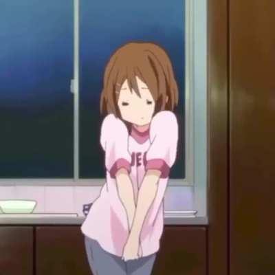 Yui shufflin'