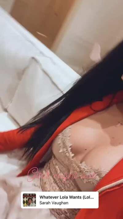 Showing in instagram story