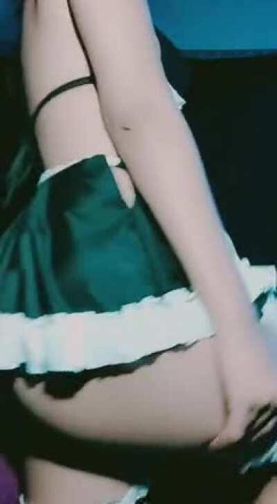 Who wants a maid? 💖