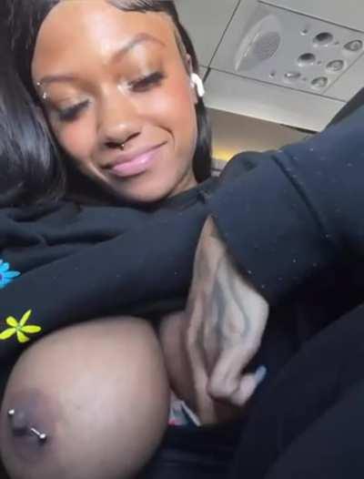 Tits on a plane 🔥