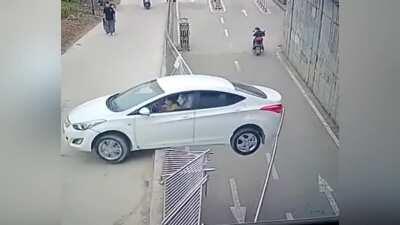 Back up! She's really hung!