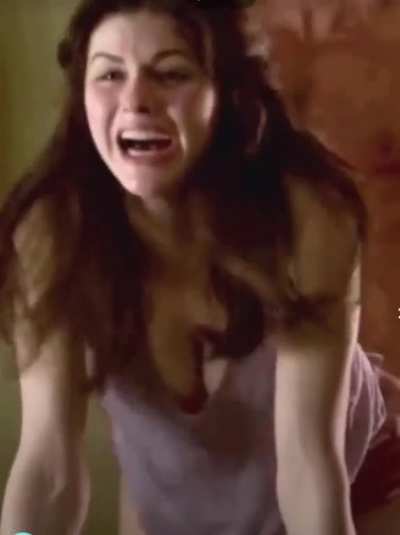 (The Layover 2017) Alexandra Daddario is a known method actor. She insisted on doing all her own stuns. Including this scene