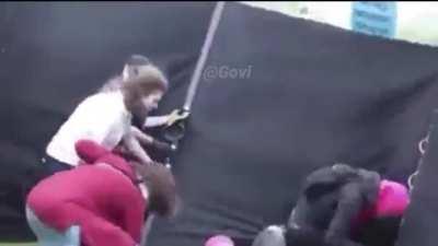 oigan si este post llega a 700 ups le mando el video a mi amiga feminista