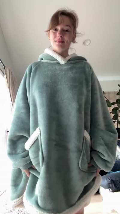 Mary is flashing her hot body