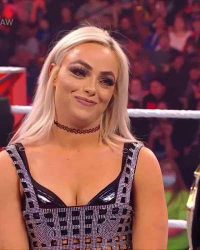 Liv & her subtle reactions