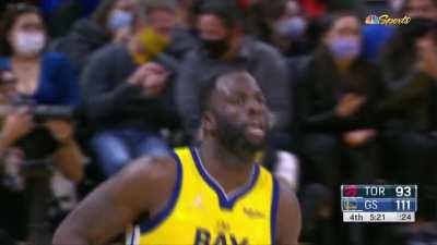 [Highlight] A Draymond denial and an assist!