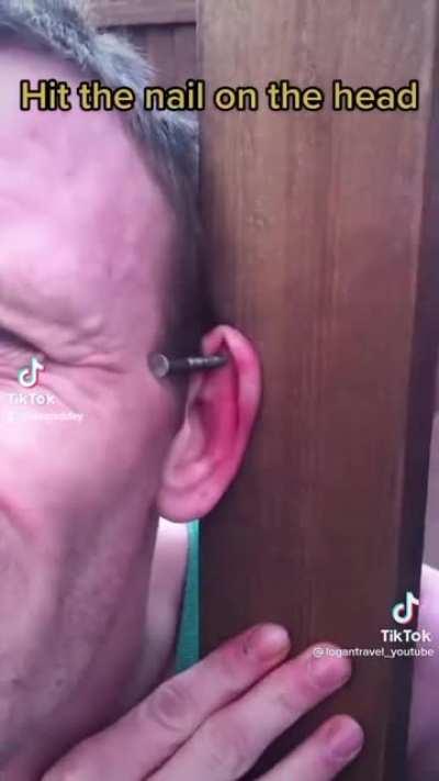 one of my old mates he's an addict iv no idea wtf he's doing 😂