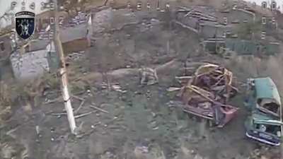 UAV  pilot of the 42nd Motorized Rifle Brigade scores  direct  hit  on a  russians soldier in Pokrovsk direction