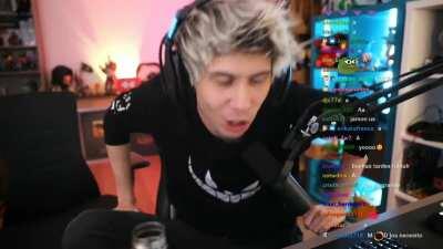 Ya chochea el pobre BBommer