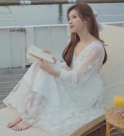 How can anyone not fall for Sana?