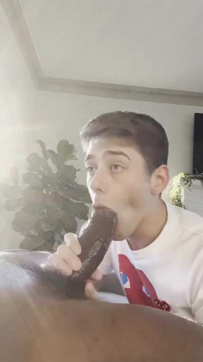 sub with a mouthful of BBC 🥵