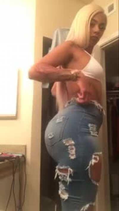 Throwback to her in dem jeans