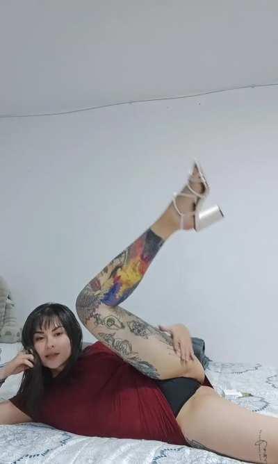 Perfect spot to drain your balls tonight!