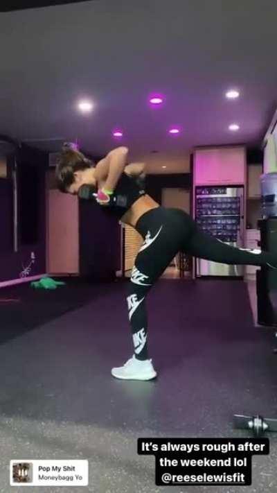 That ass needs to be proneboned