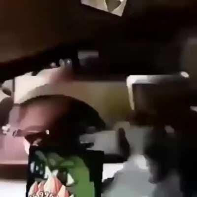 Segura essa bala de lança 🤪🤡🤡