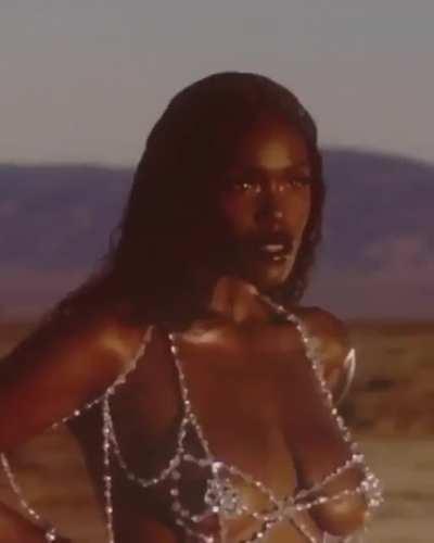 One of the most beautiful women ever created 😍