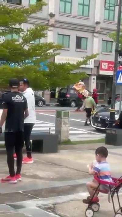 Lion dance on rollerblades spotted this morning. Well done guys! Mad respect to you.