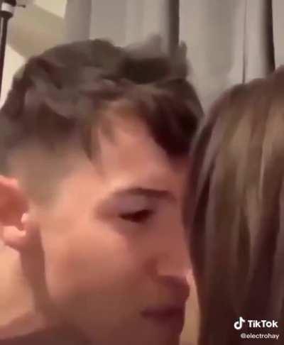 LOOKS LIKE THE METH IS KICKING IN