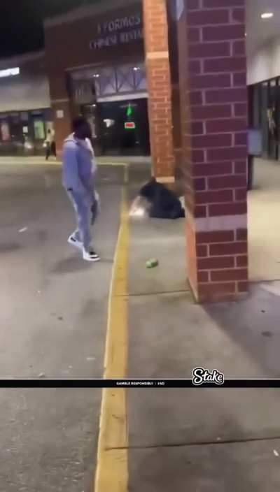 Woman uses force push to break cop's ankle during foot chase.