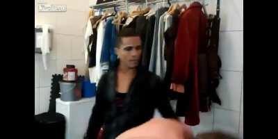 Fitting room squable