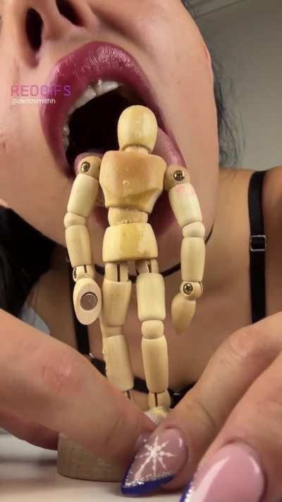 Putting some lub on my wooden tiny