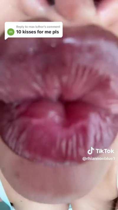 Her lips is something else!