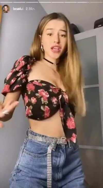 💙 hot flowers pt.1 ♥️