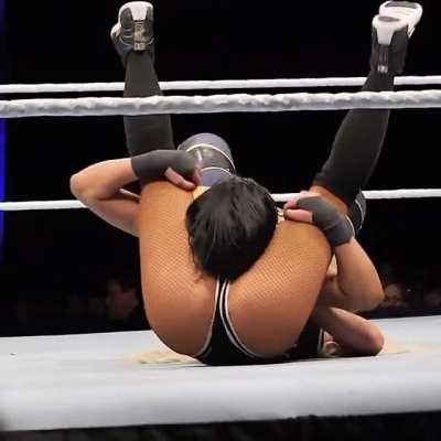 This video is such a turn on