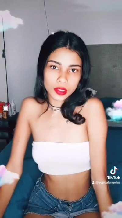 shaking that ass how I like it