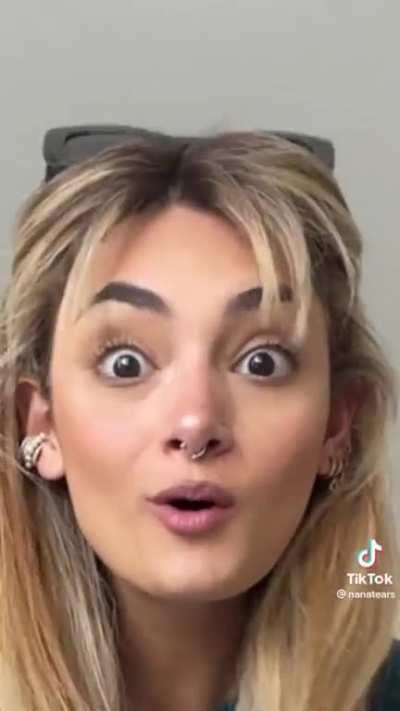 Nanatears Lingua 👅+culo🍑+occhi incrociati👀