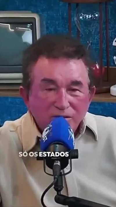 Amado Batista acredita que Bolsonaro não seria preso por ter ganhado cidadania americana do Trump