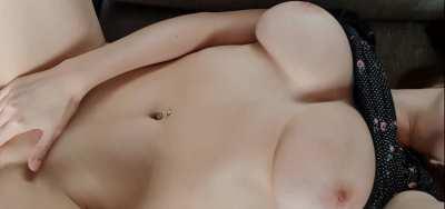 Slide inbetween my boobs